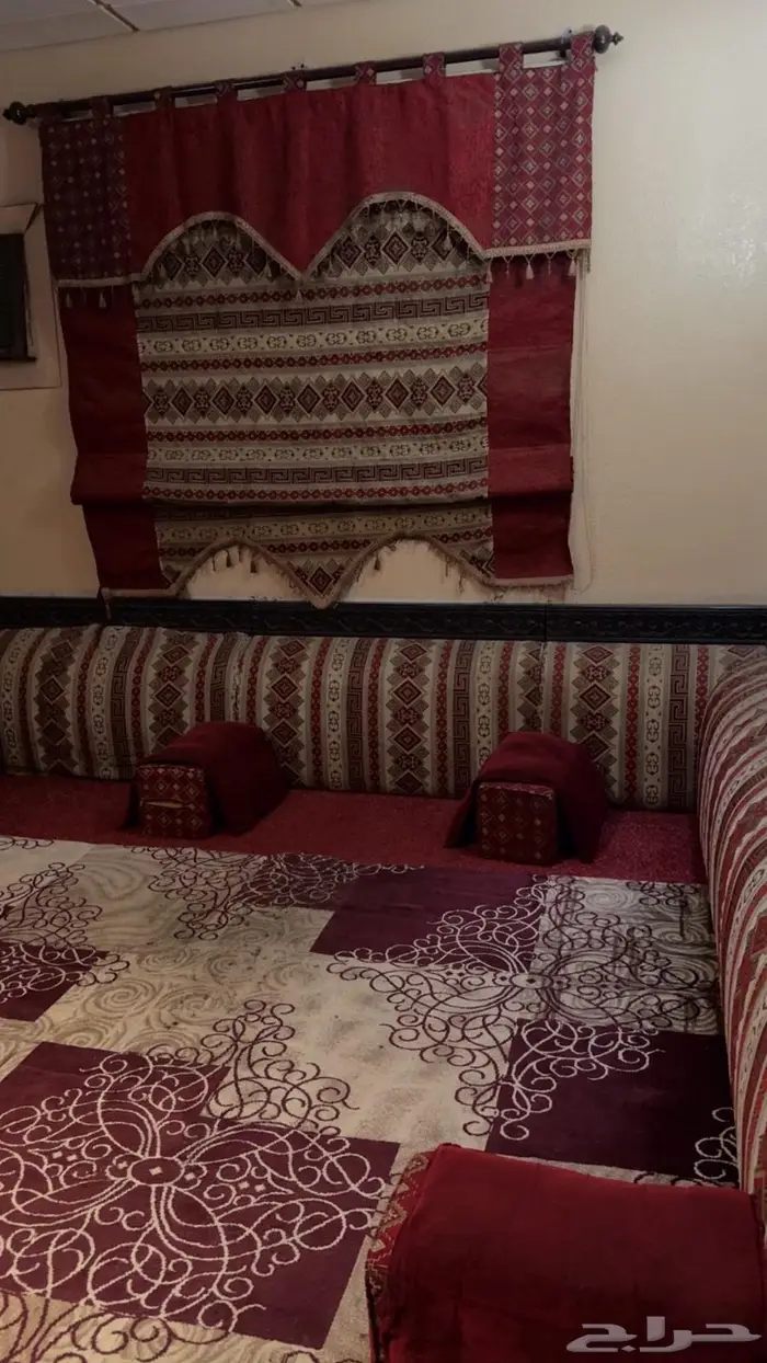 مساند ارض فخمه اطرف خشب موديل مغربي 0