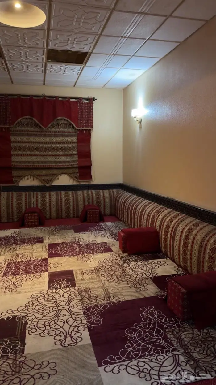 مساند ارض فخمه اطرف خشب موديل مغربي 3