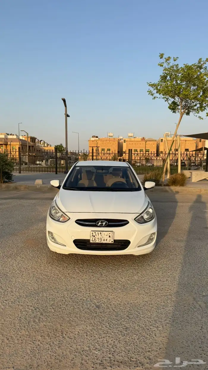 اكسنت نظيف جدا  موديل 2015 2