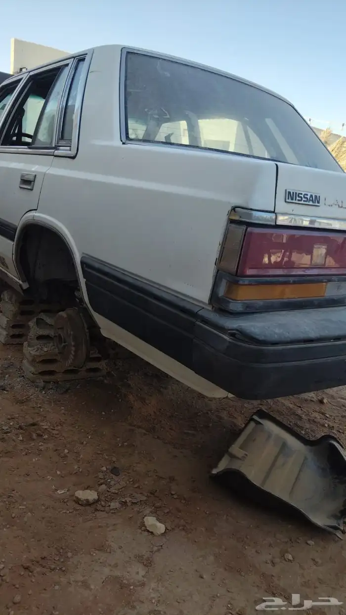 نيسان لوريل 1985 200L تشليح قطع 2