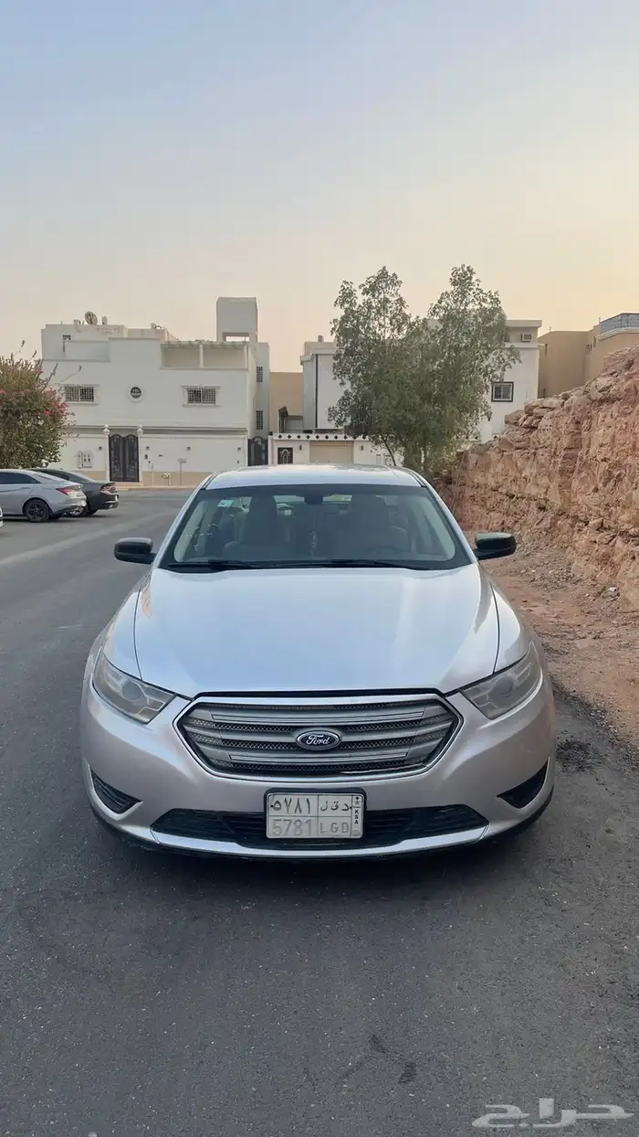 تورس ستاندر 4