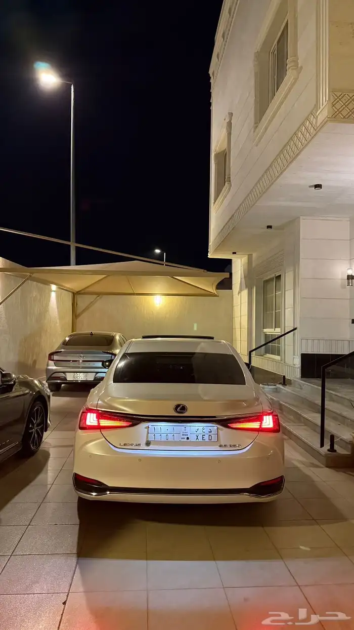 لكزس es250 1