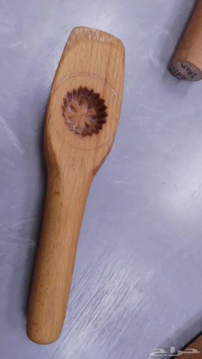 ثلاجة مطاعم وسخان وقوالب معمول 8