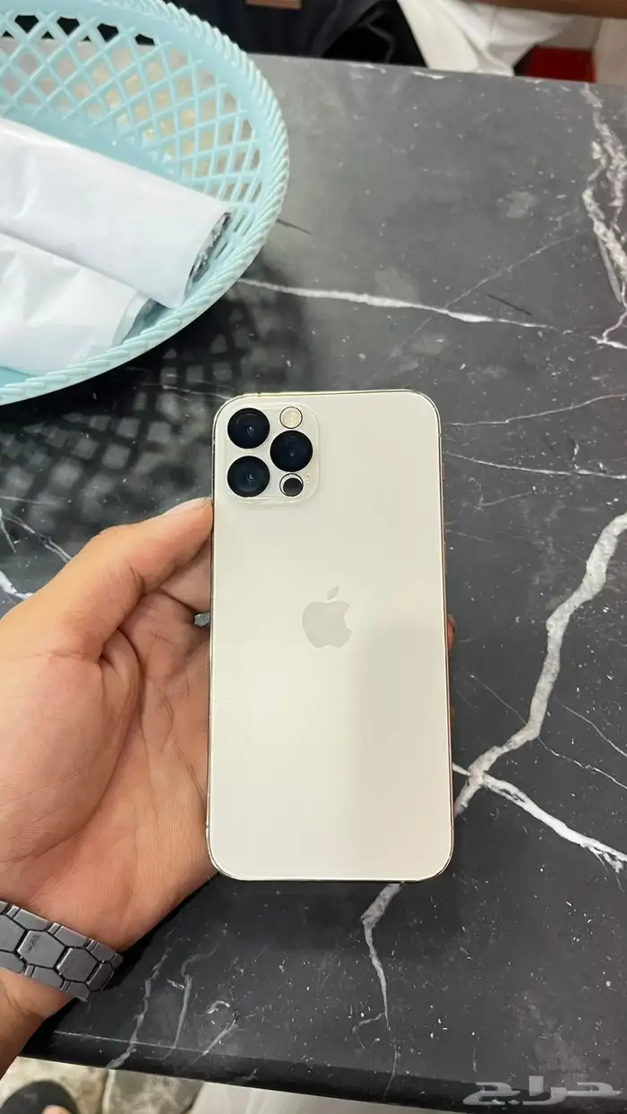 ايفون 1