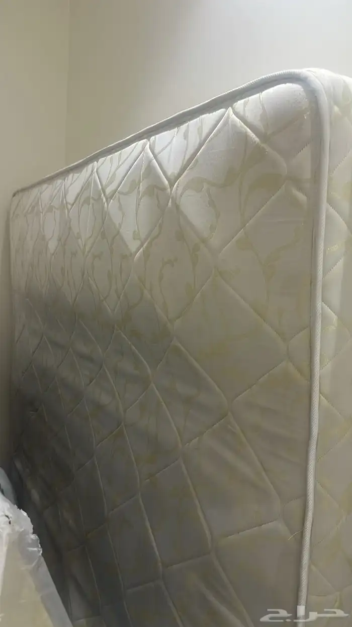 مرتبة سرير شبه جديده نفرين سليب هاي 0