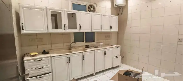 شقه بحي العارض للايجار 33.000 5