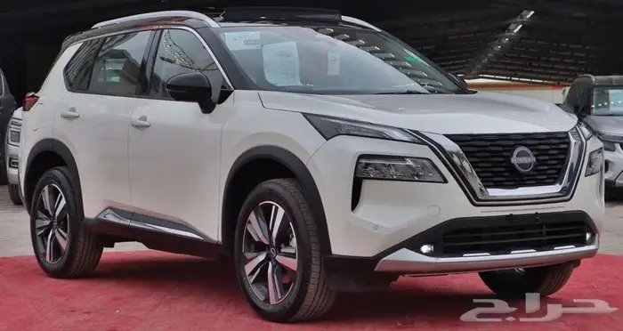 نيسان اكس تريل SL 2025 كاش و اقساط 10