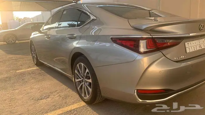 لكزس ES300H 2