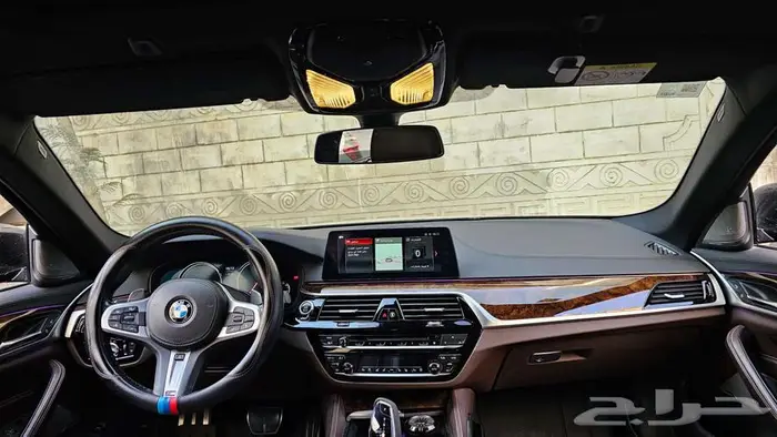 ماستر كلاس BMW 2017 530i M Kit خليجي 55