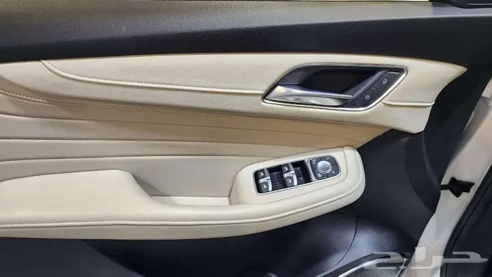 ام جي اتش اس فل كامل 2023 MG HS DELUXE 9