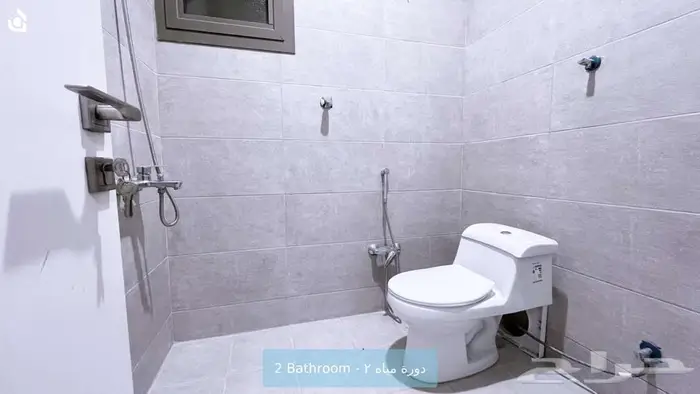 شقة 3 غرف مع سطح بالعارض 9