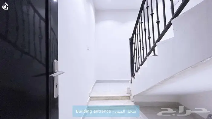شقة 3 غرف مع سطح بالعارض 2