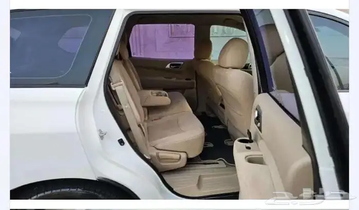 للبيع سيارة نيسان 0