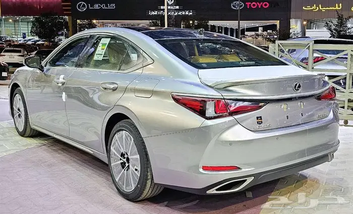 لكزس ES350 CC بانورما بحريني 2025 اقل سعر اقساط او كاش 3