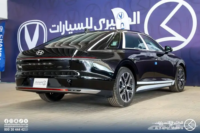 ازيرا بريميوم 2025 8