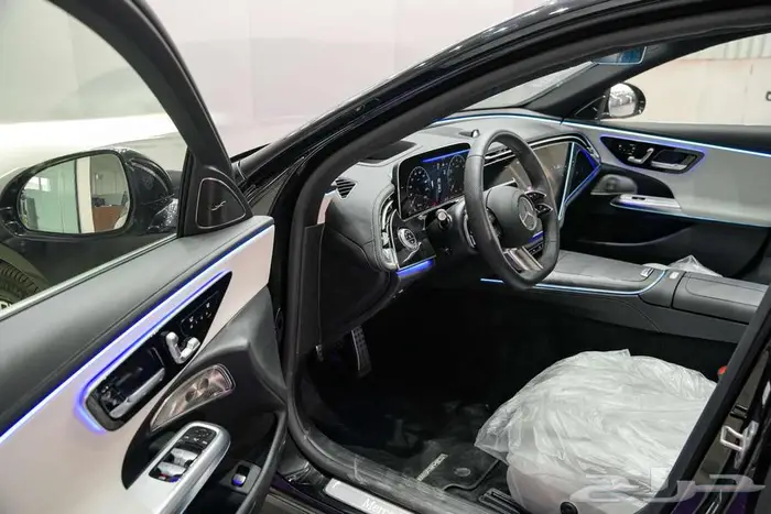 مرسيدس E300 موديل 2024 مرسيدس اسود اصفار 20