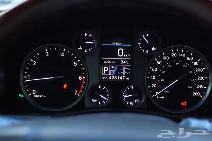 للبيع جيب لكزس LX570 موديل 2013 30