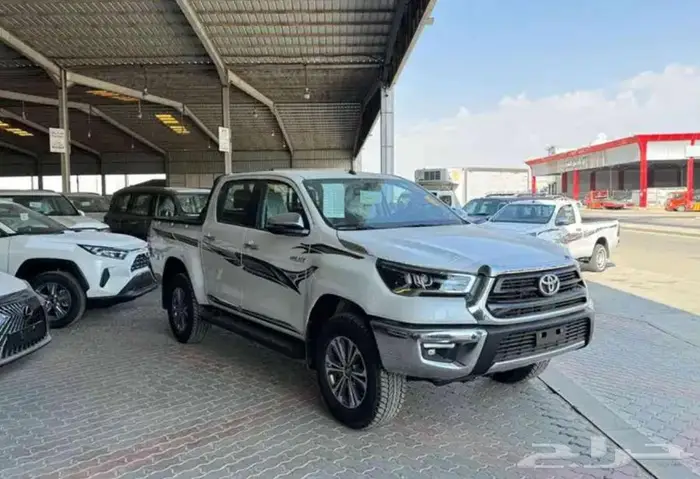 هايلكس غمارتين S-GLX 4X4 2.4 ديزل أتوماتيك موديل 2025 1
