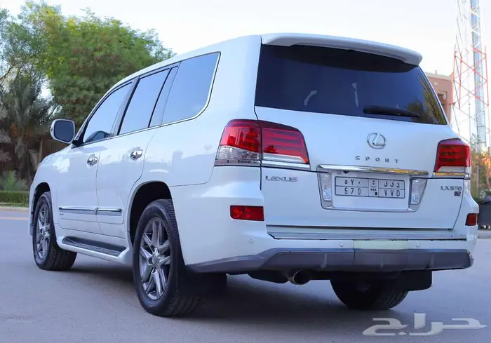 للبيع جيب لكزس LX570 موديل 2013 8