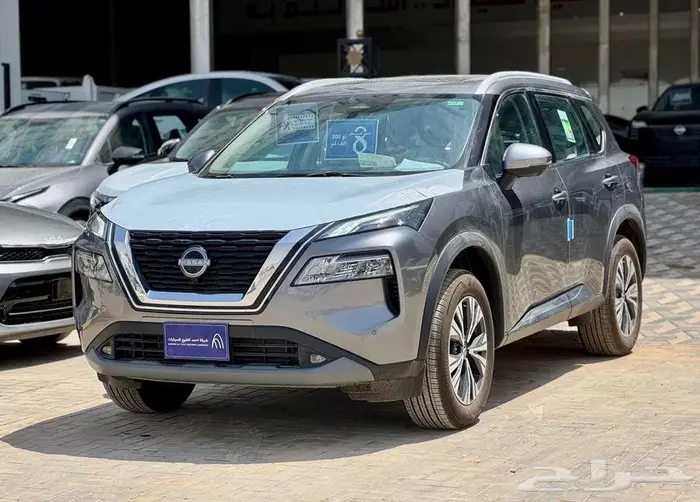 نيسان اكس تريل2025 نص فل بلس 7 راكب بالنقد والتقسيط 2