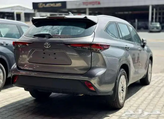 تويوتا هايلاندر GLE موديل 2025 الجديده 4