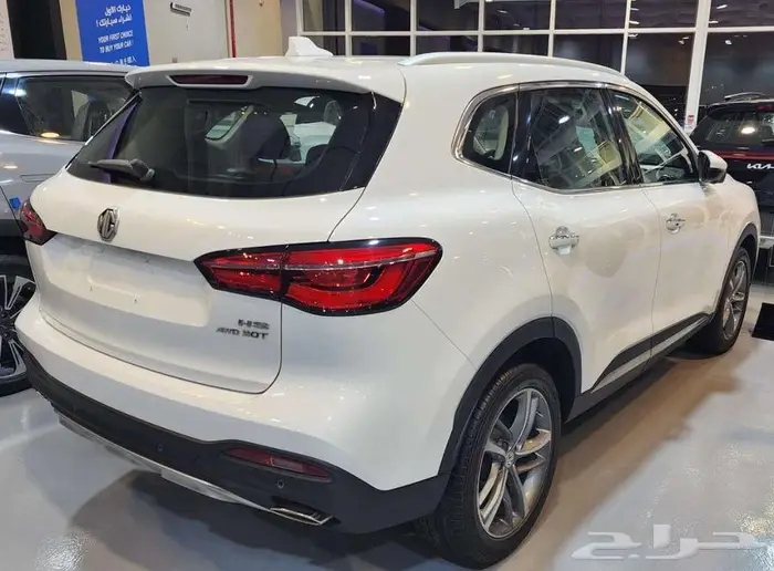 ام جي اتش اس فل كامل 2023 MG HS DELUXE 4