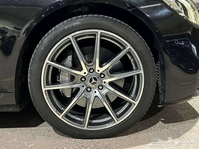 مرسيدس S560 موديل 2018جفالي سعودي فل ازارير 6