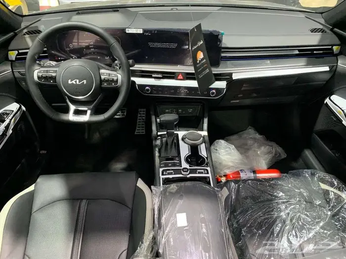 كيا k5 gt 2025 جميع المواصفات اعلى فئه و بسعر مناسب 9
