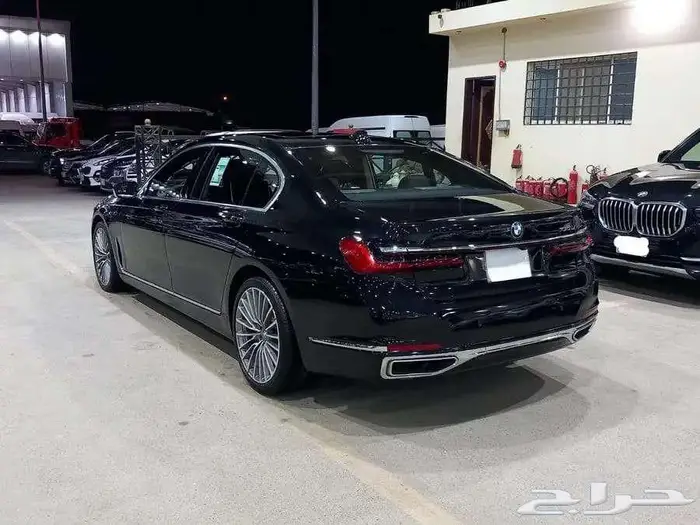 بي ام دبليو 730 _2021 فل كامل سعودي 4