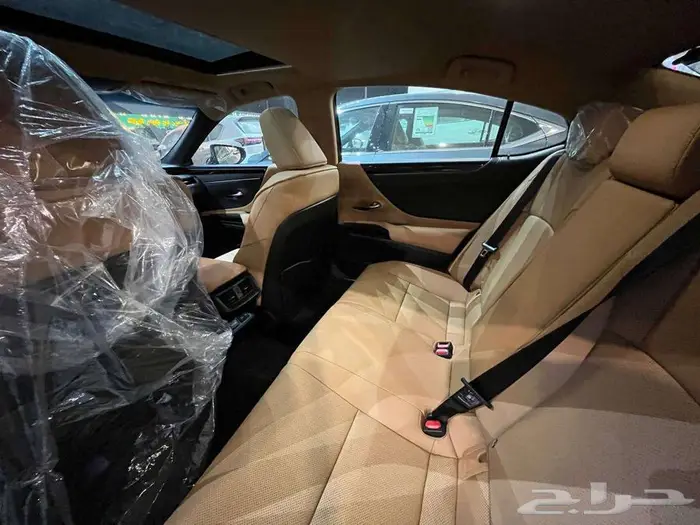 لكزس ES250 AA ستاندر 2025 (سعودي) 7
