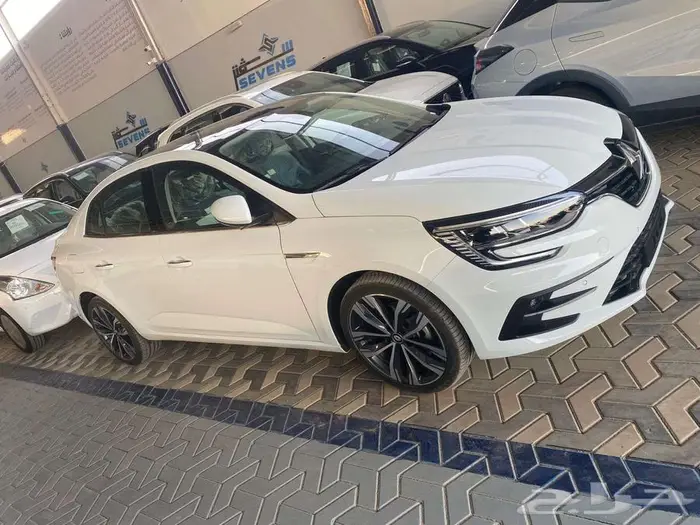 عرض على الرينو ميجان نص فل 2024 بكمية محدودة 2