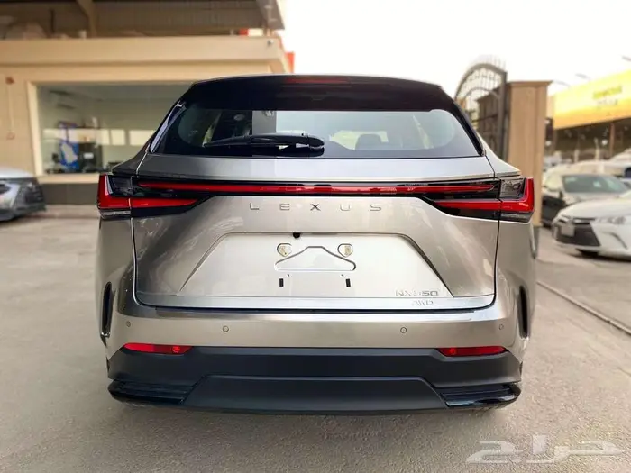 لكزس NX350 AA بنزين 2025 متاح اقساط و كاش 4