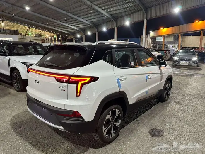 جاك JS4 نص فل مطور موديل 2025 عرض خاص 9