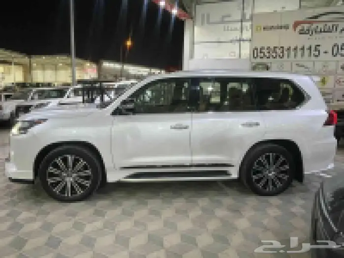 لكزس 2021 سبورت LX570 3