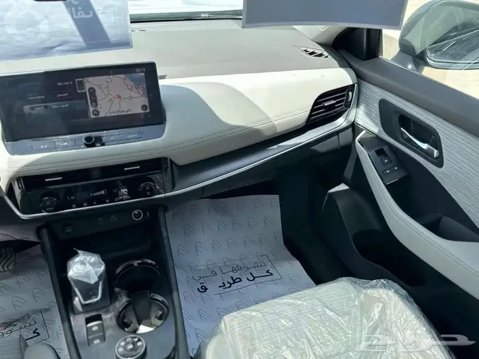 نيسان اكس تريل2025 نص فل بلس 7 راكب بالنقد والتقسيط 17