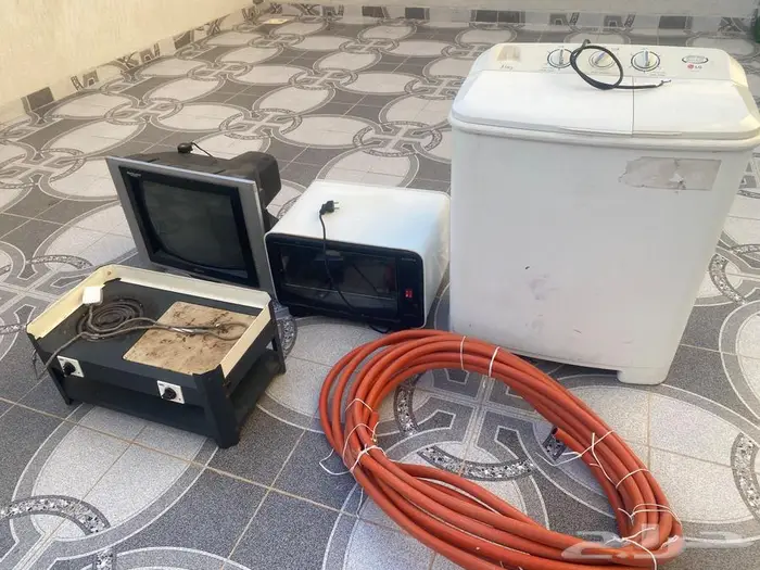 مجموعة اغراض للبيع 0