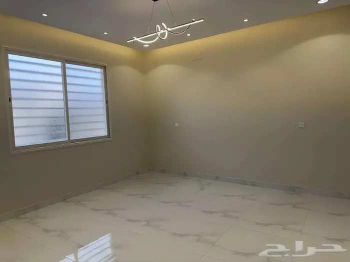 ادوار ارضية للبيع في المحالة ابها 3