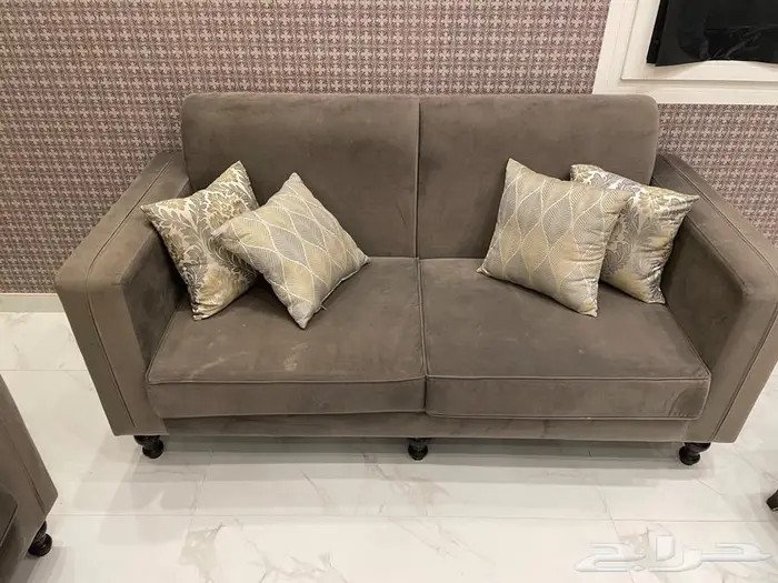 كنب مستعمل للبيع بحاله جيده 3