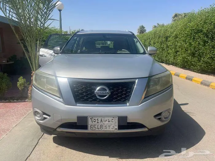 Nissan Pathfinder 2014 V6 0
