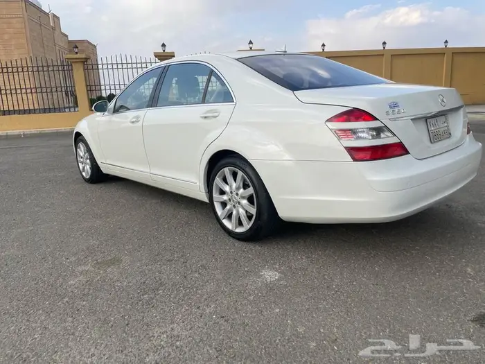مرسيدس 2009 S550 نظيف 7
