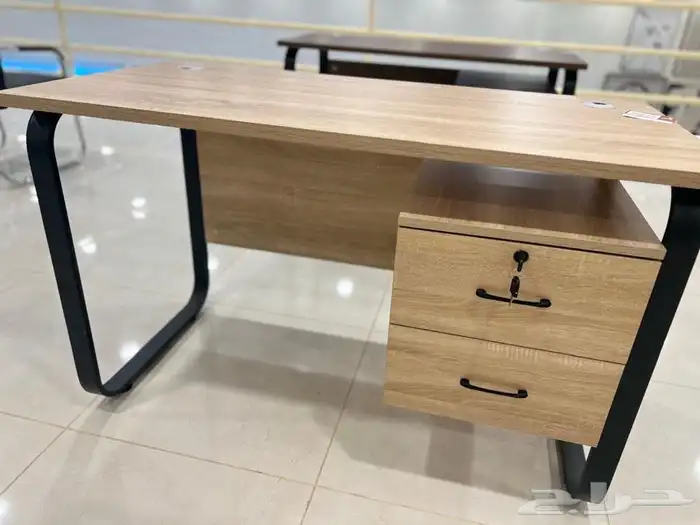 عرض خاص في مكتب كمبيوتر مع كرسي بسعر مخفض 6