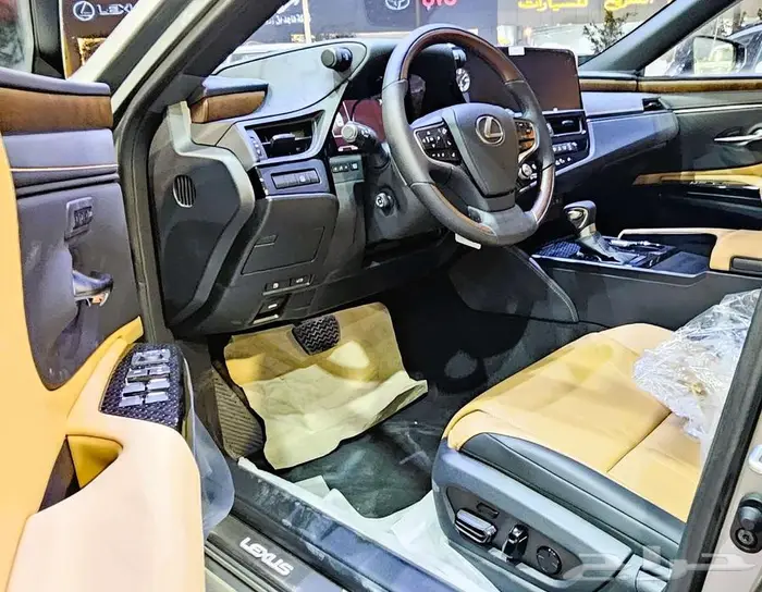 لكزس ES350 CC بانورما بحريني 2025 اقل سعر اقساط او كاش 9
