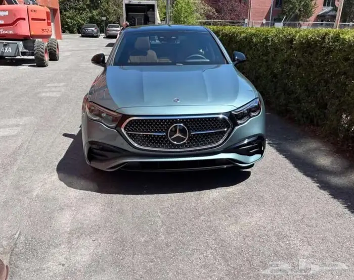 e350 2025 بسعر لقطه 1
