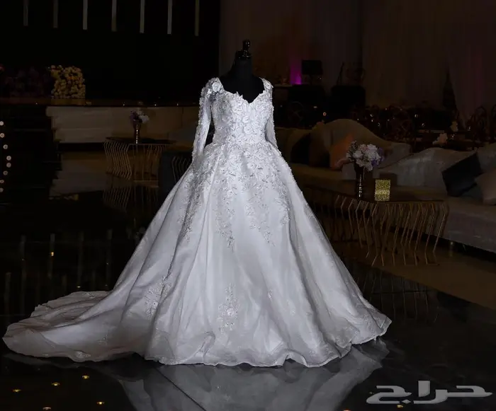 فستان زفاف تفصيل 1