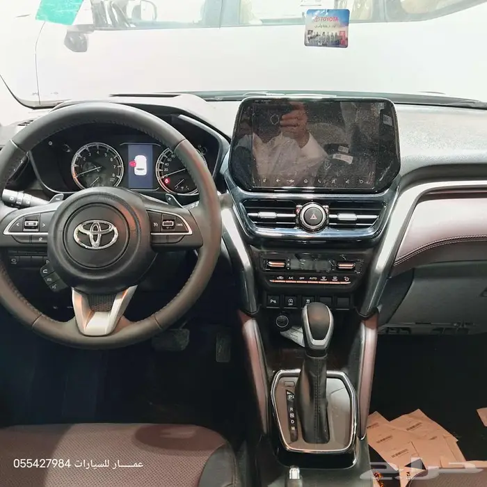 تويوتا اوربان كروز GLX لوحات 2025 5