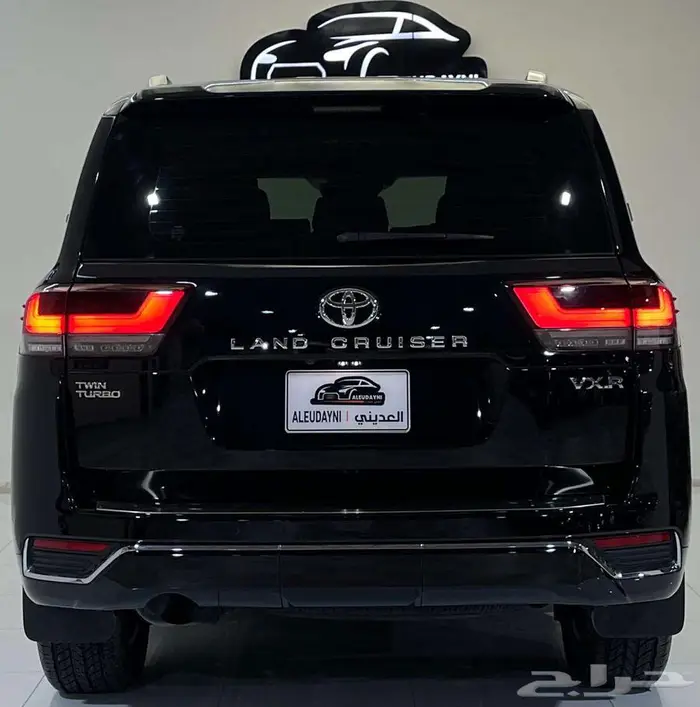تويوتا لاند كروزر VXR 2022 4