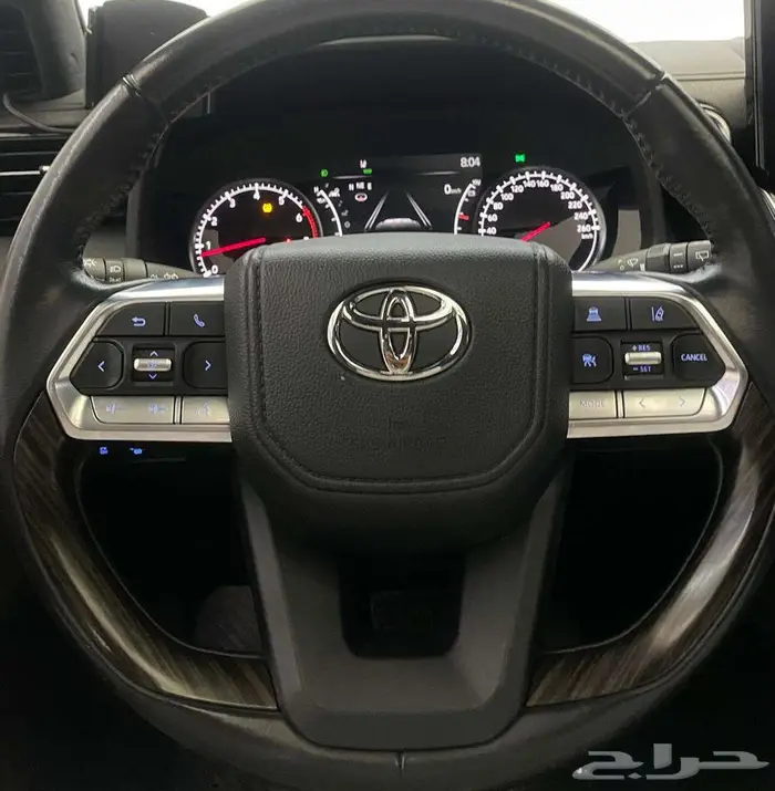 تويوتا لاند كروزر VXR 2022 10