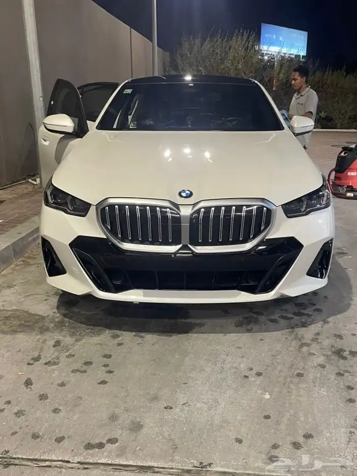 بي ام دبليو 520i M kit 2024 خليجي 2