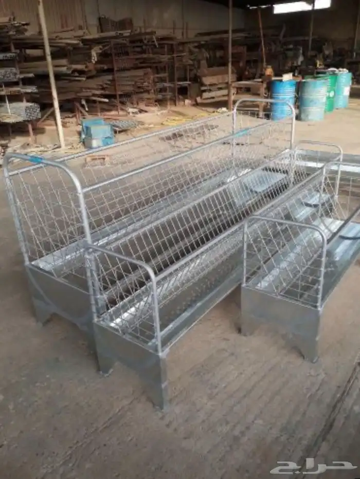 ورشة حدادة لتفصيل الشبوك والمعالف 8