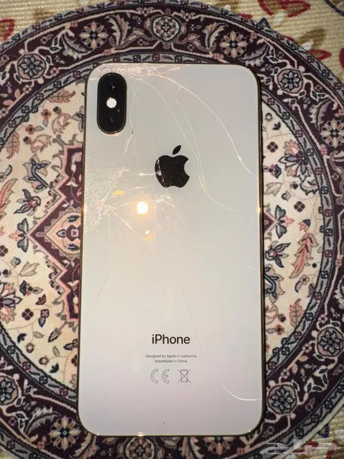 ايفون xs 64 قيقا 1
